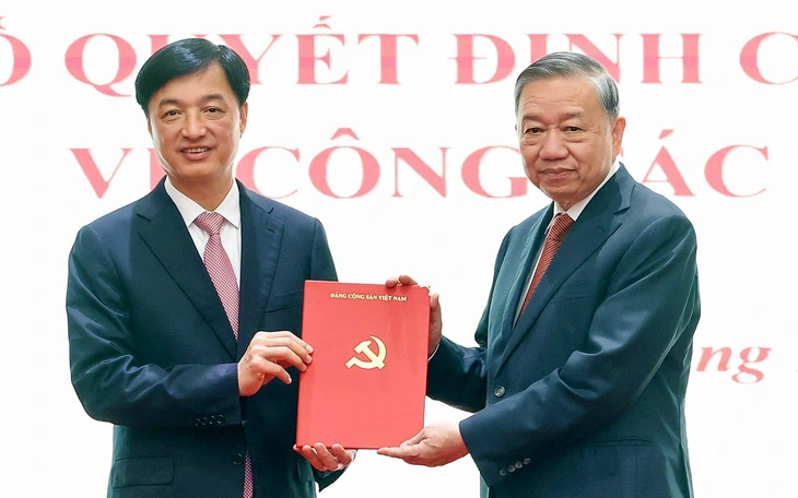 Tân Bí thư Hà Nội Nguyễn Duy Ngọc: Niềm tin sẽ làm nên một giai đoạn phát triển mới, mạnh mẽ hơn - Ảnh 4.