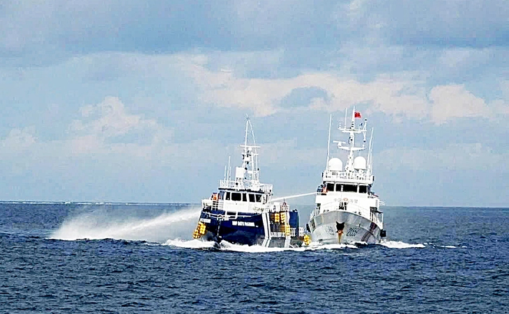 Ngăn 'vùng xám' ở Biển Đông chuyển đỏ - Ảnh 2.