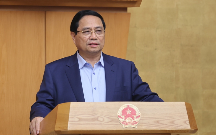 Thủ tướng nói về tình trạng 'xôi đỗ' trong cán bộ, tháo gỡ bất cập vận hành chính quyền hai cấp - Ảnh 2.