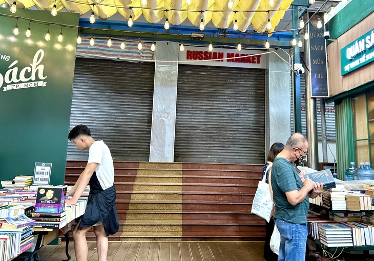Sở Công thương báo cáo UBND TP.HCM về ‘Chợ Nga’ - Ảnh 1. Chợ Nga - Ảnh 1.