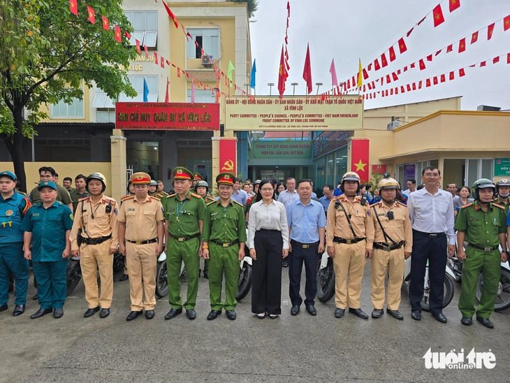 xe ba gác - Ảnh 1.