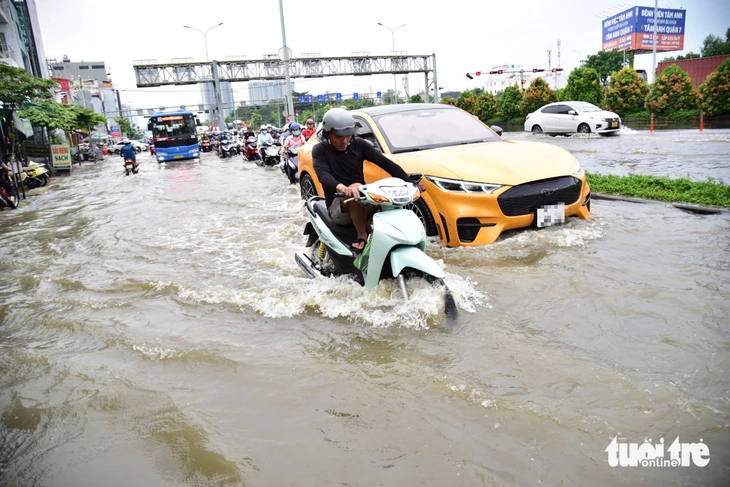 triều cường - Ảnh 3.