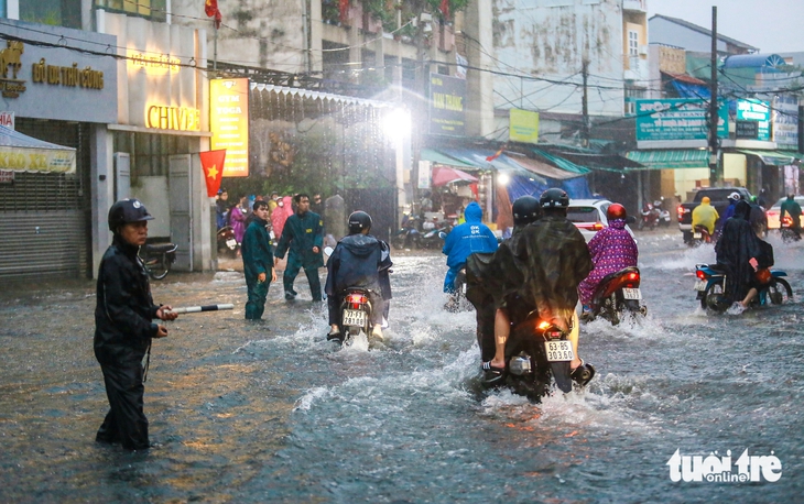 Bão Kalmaegi - Ảnh 1.