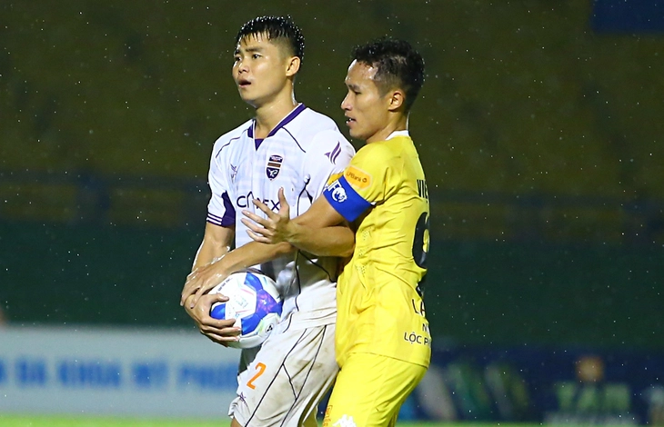 Vòng 10 V-League 2025 - 2026: CLB Hải Phòng không... lòng vòng - Ảnh 1. Hải Phòng - Ảnh 1.