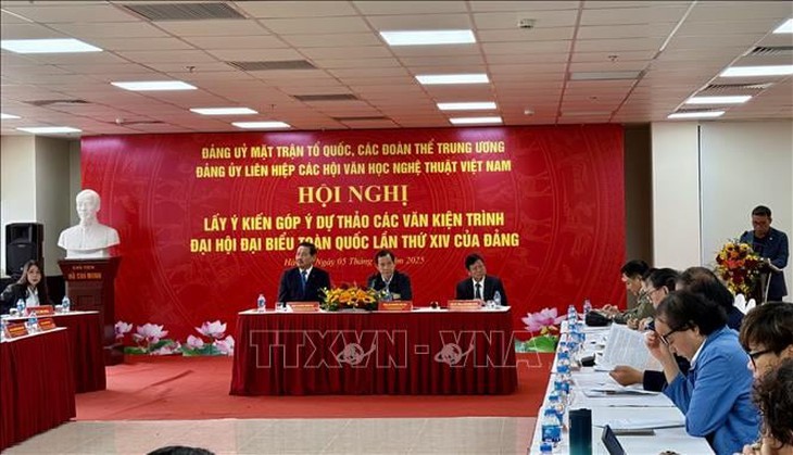 Văn nghệ sĩ góp ý dự thảo văn kiện Đại hội XIV của Đảng - Ảnh 1.