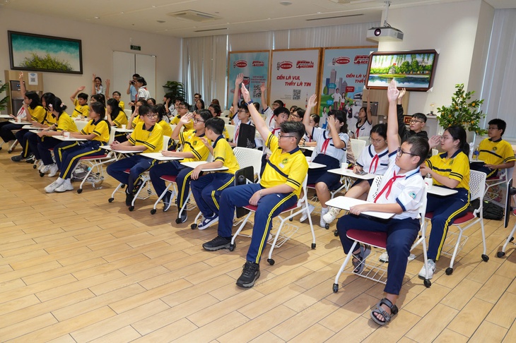 Khơi mở kiến thức từ chuyến tham quan Nhà máy kì Acecook- Ảnh 2. Acecook - Ảnh 2.