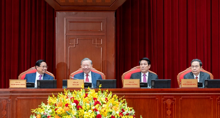 Trung ương - Ảnh 1.