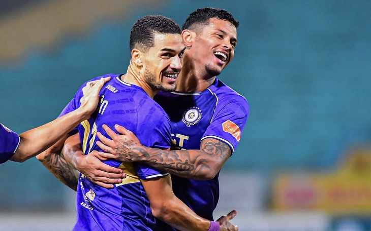 Tranh cãi khi Xuân Son được gọi trở lại tuyển Việt Nam - Ảnh 3.