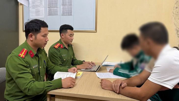 Công an Lào Cai: Hành vi đâm bạn rồi hất xuống hồ có dấu hiệu của tội phạm giết người - Ảnh 3.