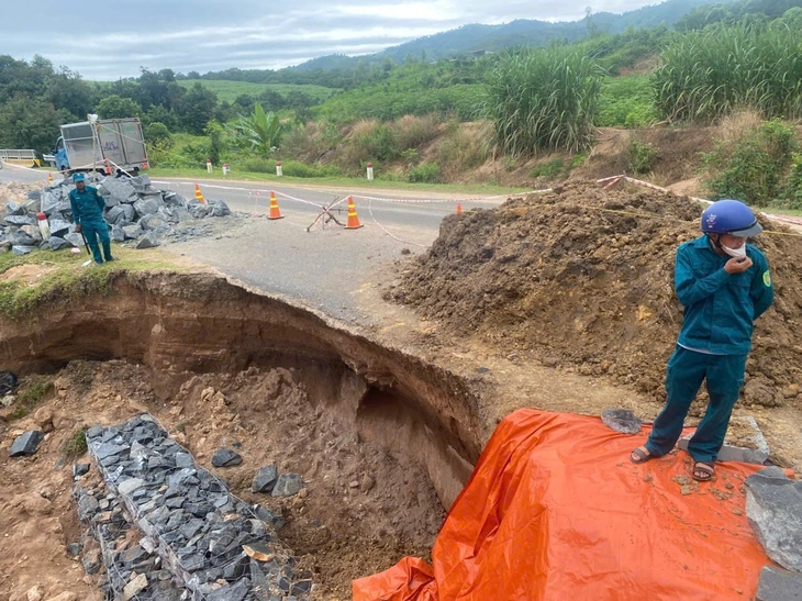 Ảnh hưởng của bão Kalmaegi, những nơi nào ở Gia Lai, Khánh Hòa, Đắk Lắk có nguy cơ ngập lụt? - Ảnh 2. Mưa lớn do bão Kalmaegi, những nơi nào ở Gia Lai, Khánh Hòa, Đắk Lắk có nguy cơ ngập lụt? - Ảnh 2.