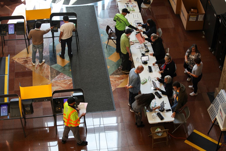 gian lận bầu cử - Ảnh 2.