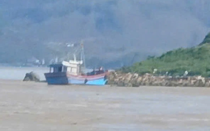 Nhóm trẻ em miền núi Đà Nẵng tắm bị nước cuốn trôi, 1 chết đuối, 1 mất tích - Ảnh 2.