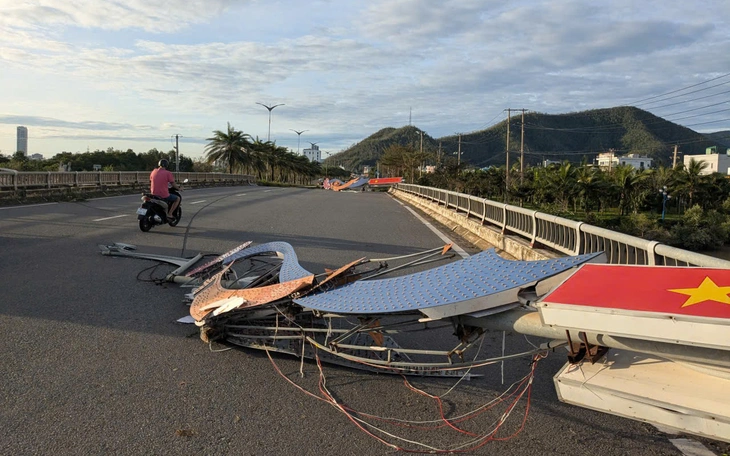 Tránh bão Kalmaegi trở về, dân làng chài bàng hoàng vì không thấy nhà đâu nữa- Ảnh 9.