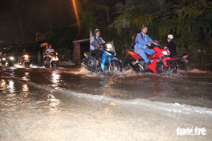 triều cường - Ảnh 4.