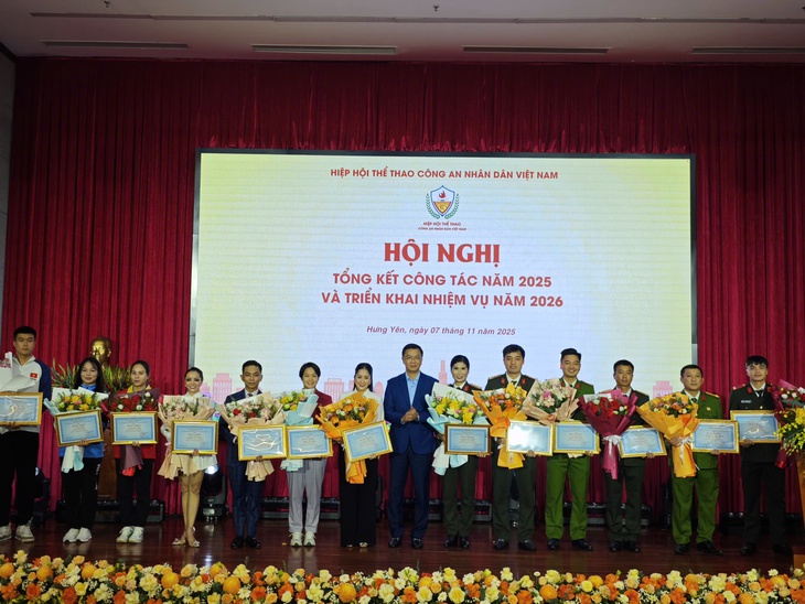 Ngần Ngọc Nghĩa, Trịnh Thu Vinh được Hiệp hội Thể thao Công an nhân dân Việt Nam biểu dương - Ảnh 1.