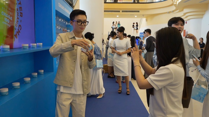 G.G.G ra mắt mặt nạ gel lạnh Cooling Dewy Mask - Ảnh 3. G.G.G ra mắt mặt nạ gel lạnh Cooling Dewy Mask - Ảnh 3.