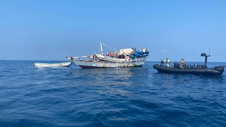 Cướp biển Somalia tái xuất, thế giới lo lắng - Ảnh 1. Cướp biển Somalia tái xuất, thế giới lo lắng - Ảnh 1.