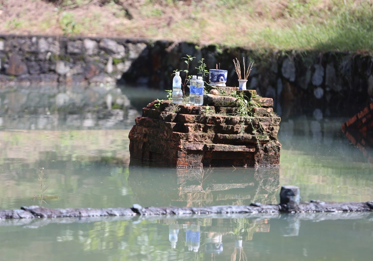 Tháp Chăm cổ nghìn năm tuổi từng lập kỷ lục thế giới bị ngập lụt nặng - Ảnh 4.