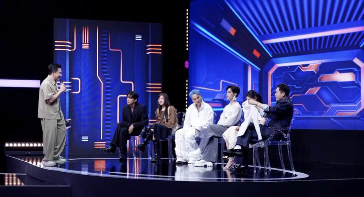 - Ảnh 1. A.I Là Ai? - Ảnh 1.