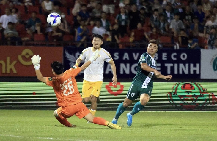 'Voi rừng' lại ghi bàn giúp CLB Trường Tươi Đồng Nai chiến thắng - Ảnh 2.