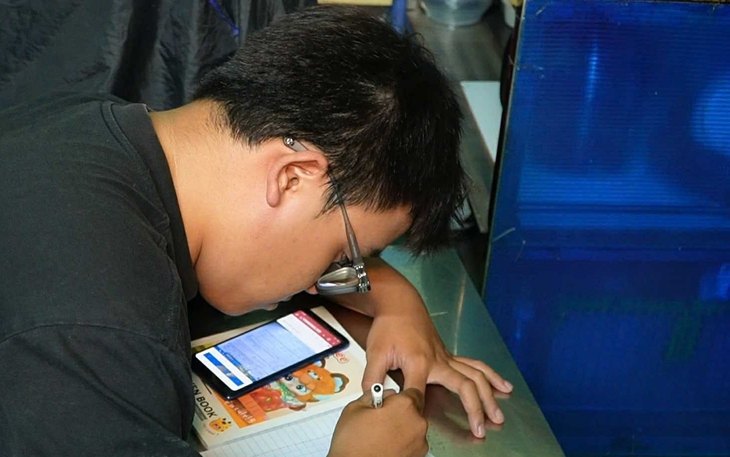 Xuân ấm áp cho trẻ mồ côi vì COVID-19 - Ảnh 2.