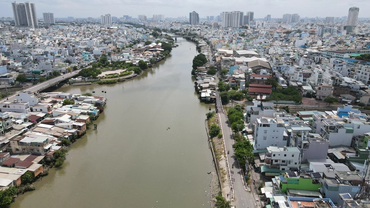 TP.HCM đề xuất chi hơn 9.200 tỉ đồng cải tạo rạch Bà Lớn - Ảnh 1.