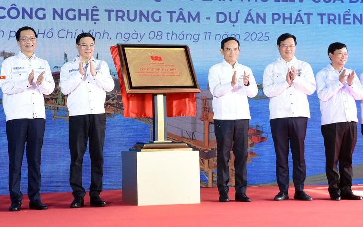 Bí thư Trần Lưu Quang: TP.HCM cam kết đồng hành với Petrovietnam - Ảnh 2.