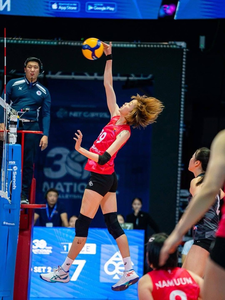 Chiều cao của cô gái Việt Nam gây sốt làng bóng chuyền châu Á - Ảnh 3.