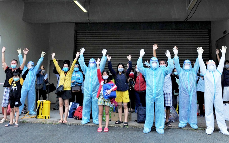 Đài tưởng niệm nạn nhân COVID-19: Bài học nghĩa tình đồng bào - Ảnh 4.