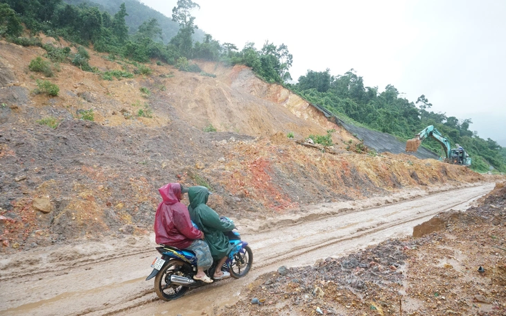 Tiếp tục giới hạn tốc độ, lưu thông một làn một số đoạn trên cao tốc La Sơn – Hòa Liên  - Ảnh 3.