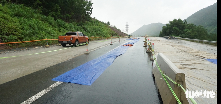 Cao tốc La Sơn - Hòa Liên thông xe một làn từ ngày 10-11, còn cấm những loại xe nào? - Ảnh 2.