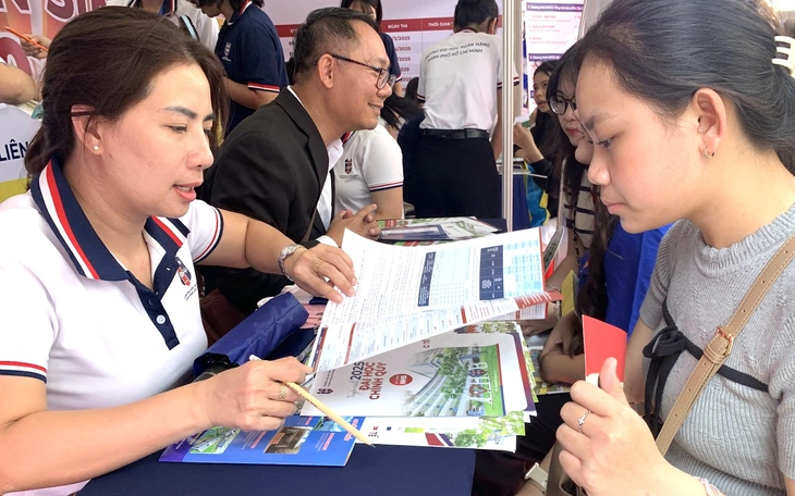 Chọn đa năng hay cần chuyên sâu? - Ảnh 2.