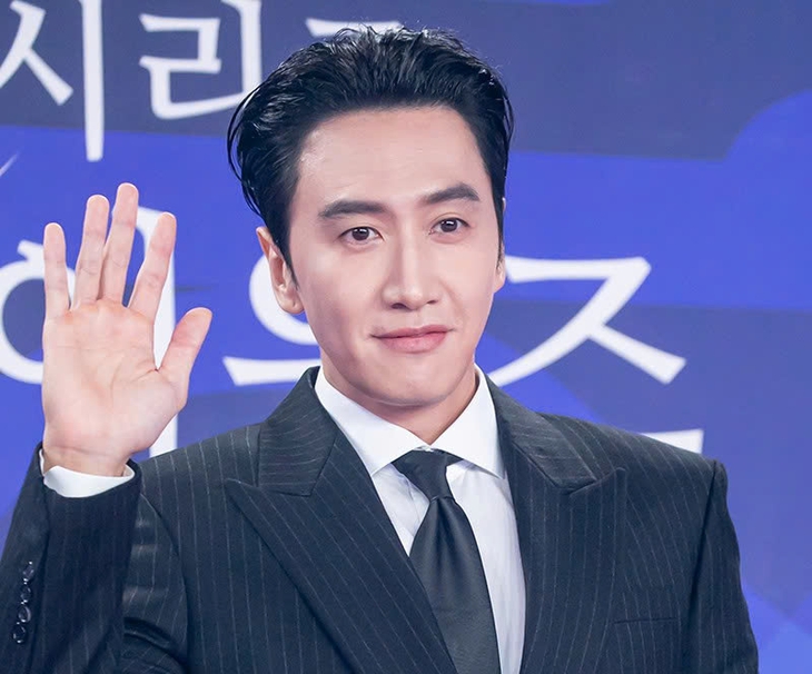 Lee Kwang Soo - Ảnh 2.