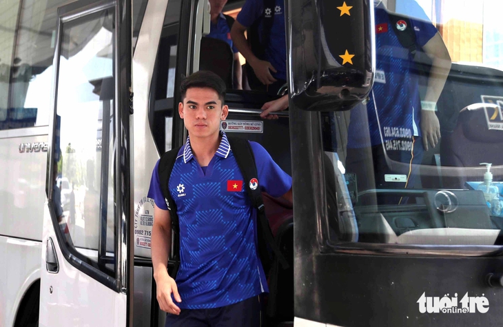 Tuyển U22 Việt Nam lên đường sang Thái Lan dự SEA Games 33 - Ảnh 5.