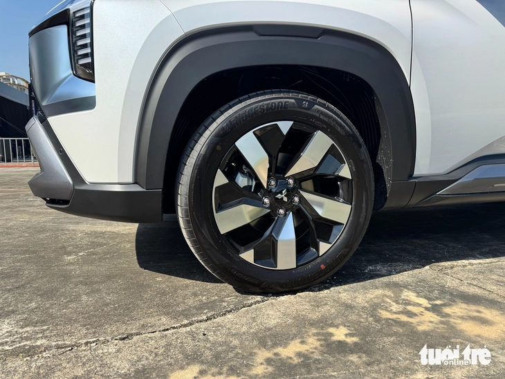 Mitsubishi Destinator - Ảnh 8.