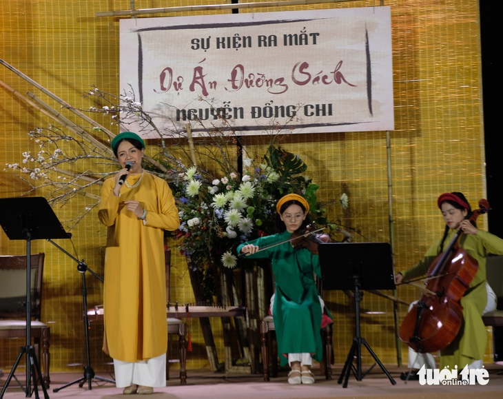 Đường sách Nguyễn Đổng Chi - Ảnh 2.