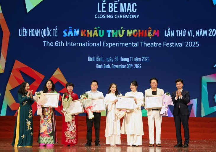 Hồng Vân - Ảnh 1.