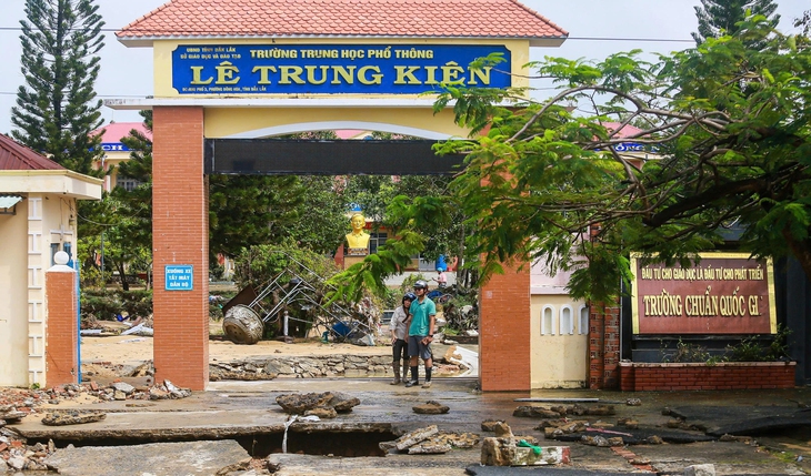 sách giáo khoa - Ảnh 1.