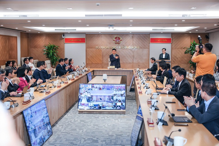 Thủ tục cấp xã nhanh chóng, người dân bớt phải đi lại - Ảnh 1.