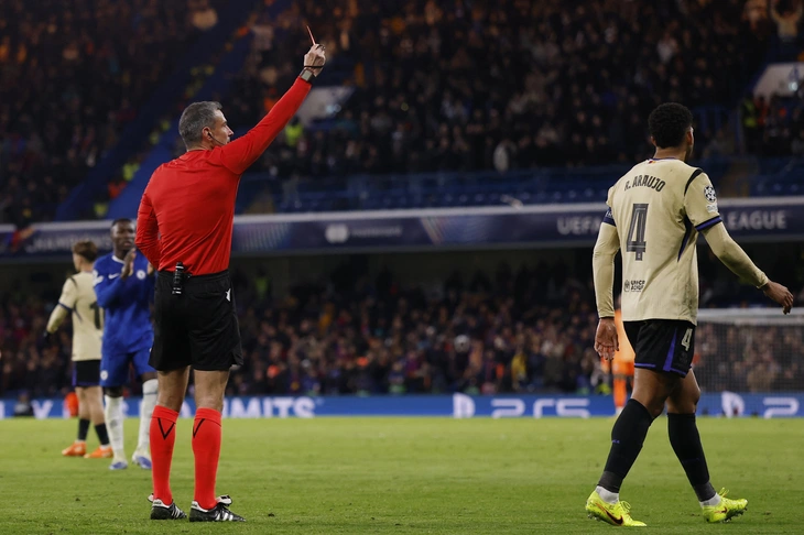 Barcelona - Ảnh 2.