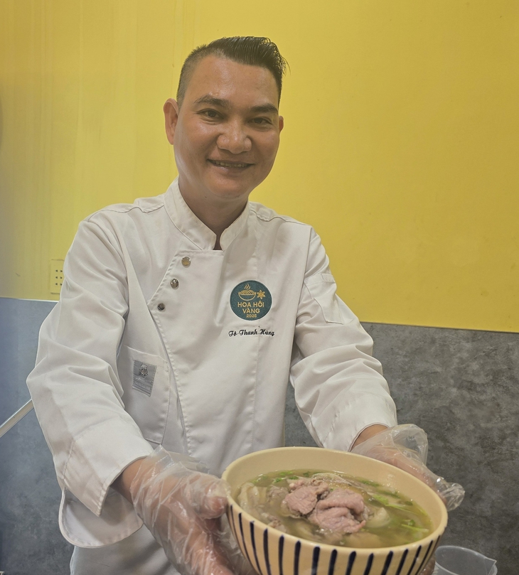 Phở cua lạ miệng, phở trộn tê cay 'hổng giống ai': Bạn đã ăn Phở Hùng Tô chưa? - Ảnh 5.