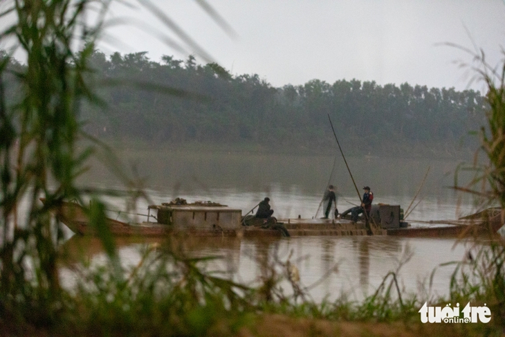 cát tặc - Ảnh 1.