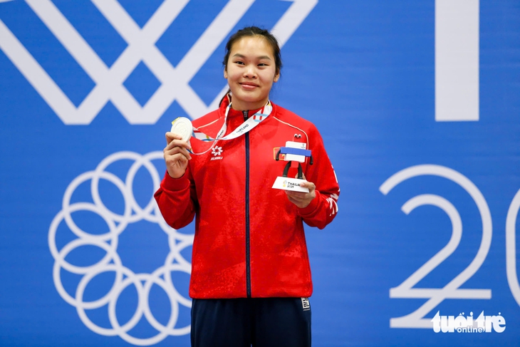 Nhà vô địch thế giới bật khóc nức nở khi hụt HCV SEA Games 33 - Ảnh 6.