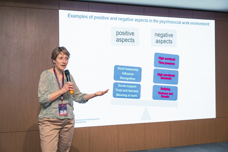 300 chuyên gia, nhà khoa học đến TP.HCM trao đổi về sức khỏe tinh thần khi làm việc - Ảnh 1.