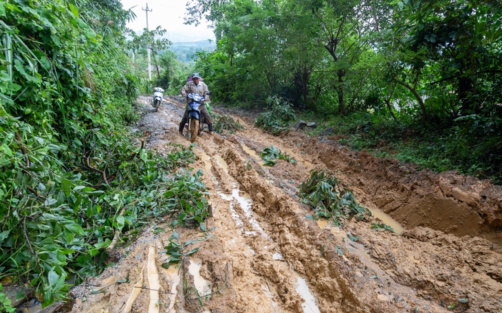Quảng Trị ra hạn chót để doanh nghiệp điện gió nộp tiền "giải cứu" tuyến đường ngập ngụa bùn - Ảnh 4.