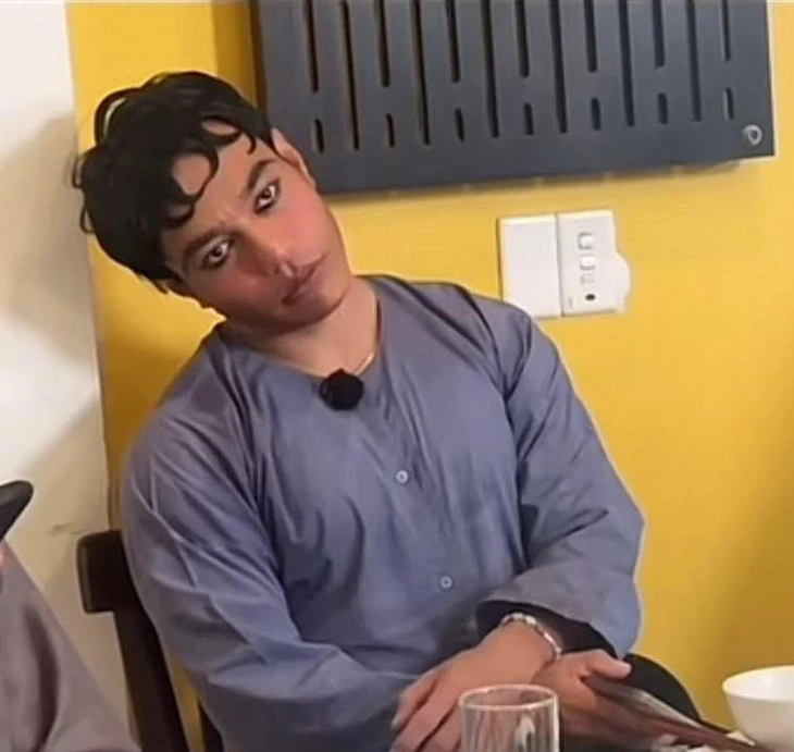 Fan metting Lê Dương Bảo Lâm: chiêu trò hay ế vé thật? - Ảnh 1. Fan meeting Lê Dương Bảo Lâm ế vé thật hay chỉ là chiêu trò? - Ảnh 1.