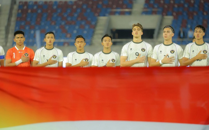 Áo tuyển bóng chày Thái Lan bất ngờ ‘cháy hàng’ tại SEA Games 33 - Ảnh 2.