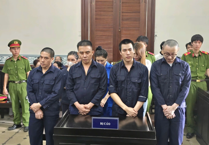 tiếp viên hàng không - Ảnh 1.