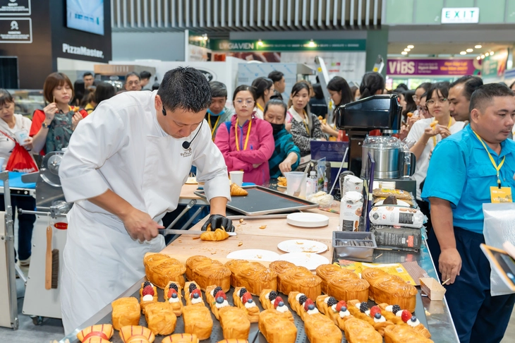 Tăng trưởng hai chữ số, ngành bánh Việt Nam hấp dẫn nhà bán hàng quốc tế - Ảnh 4.