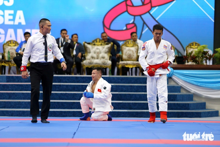 'Quỷ lùn' Đào Hồng Sơn và khát vọng đưa Jujitsu đến gần khán giả - Ảnh 1.